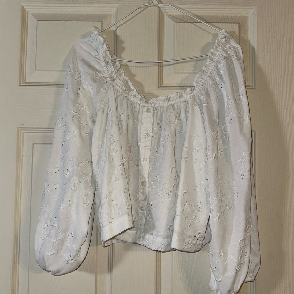 American eagle white top